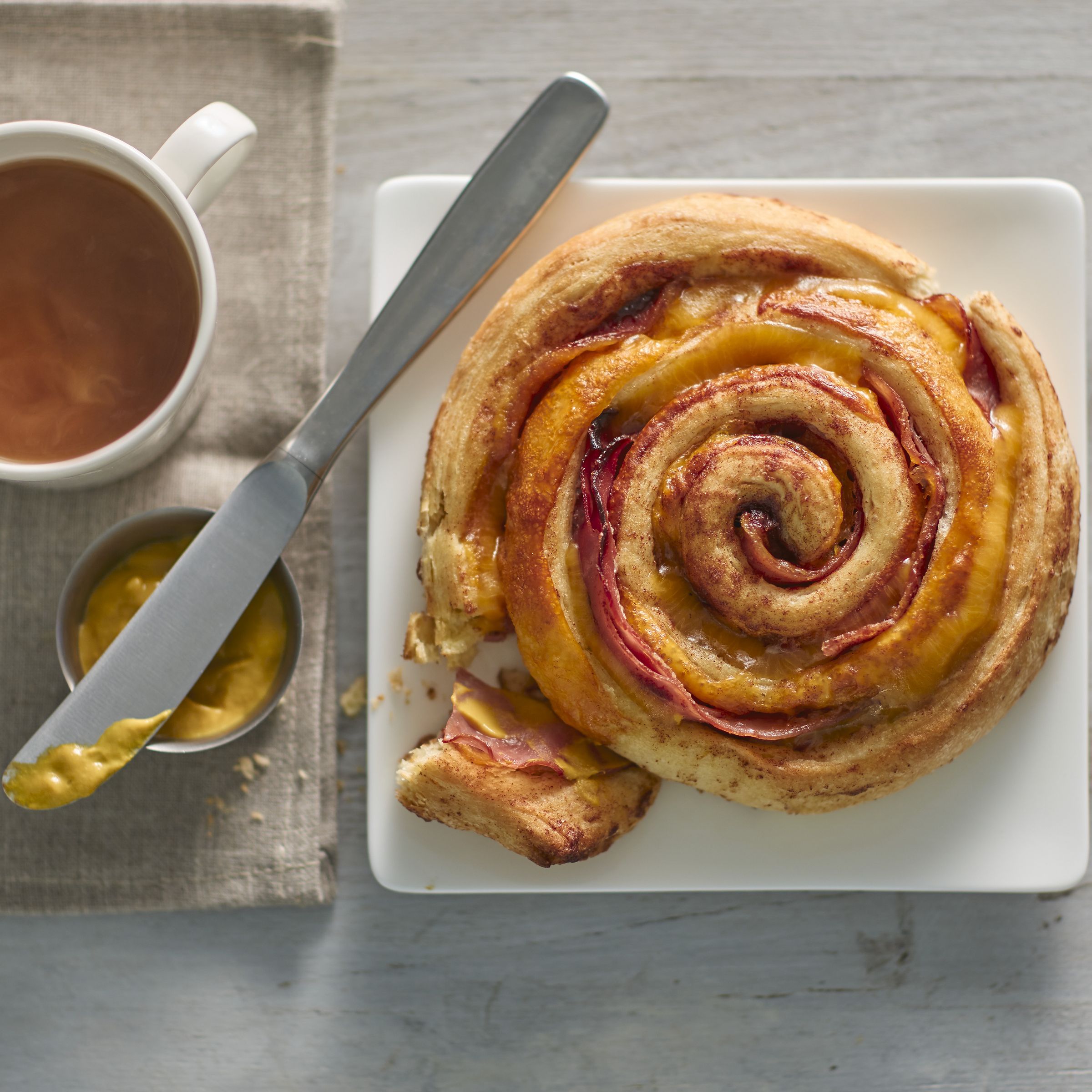 Pillsbury™ Masa de Cinnamon Roll Congelada 2.5oz